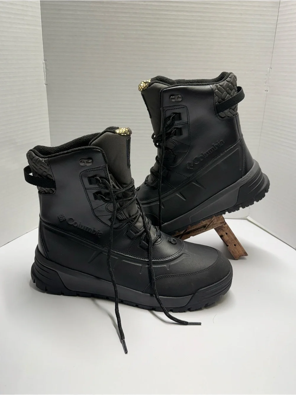 Columbia Bugaboot Celsius Omni-Heat Infinity Boots 200g BM6535-010 Mens 15 New